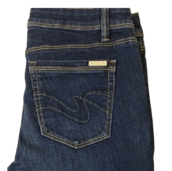 WHBM~Size 2~Blue Denim Boot Leg Jeans. - Picture 2 of 12